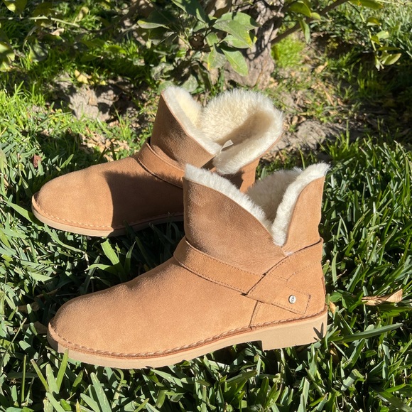 - Ugg🍂🍁Aubrielle chestnut winter Boots size 5.5 - Picture 3 of 13